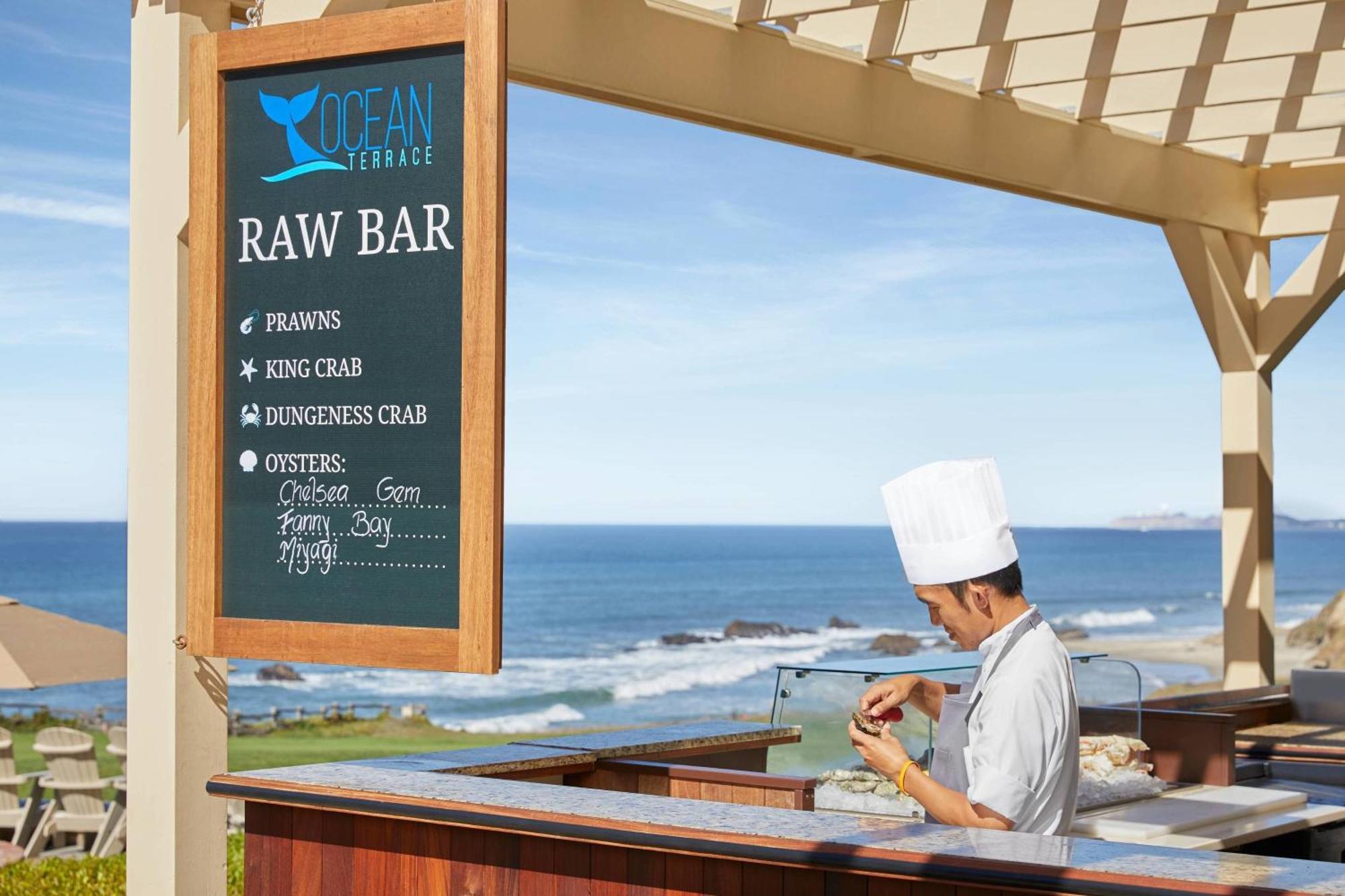 The Ritz-carlton,