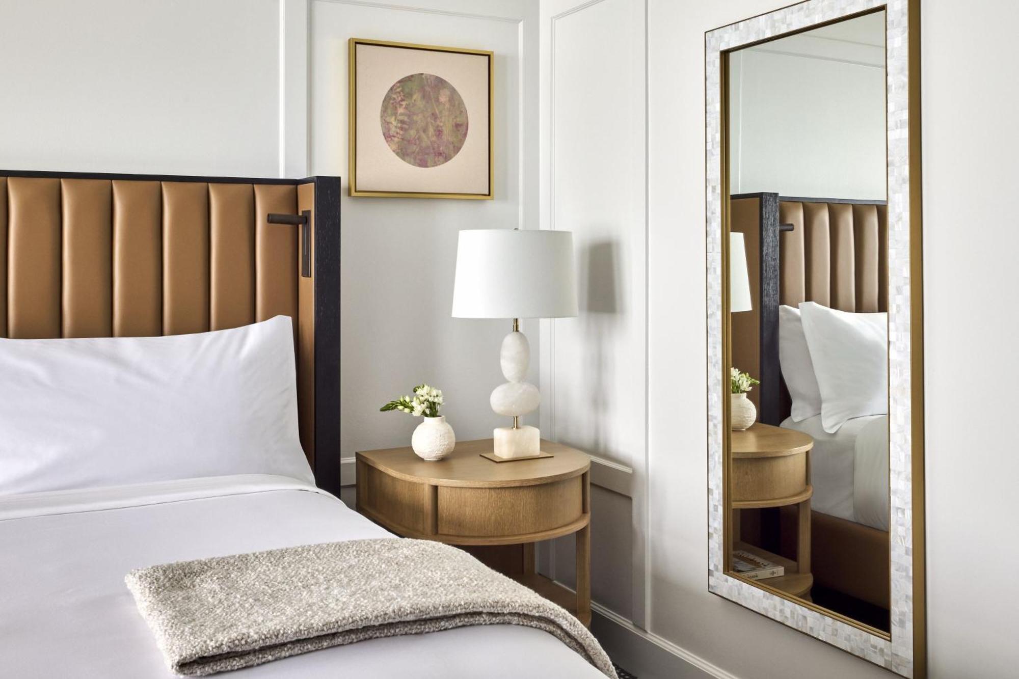 The Ritz-carlton, Hotel 5*