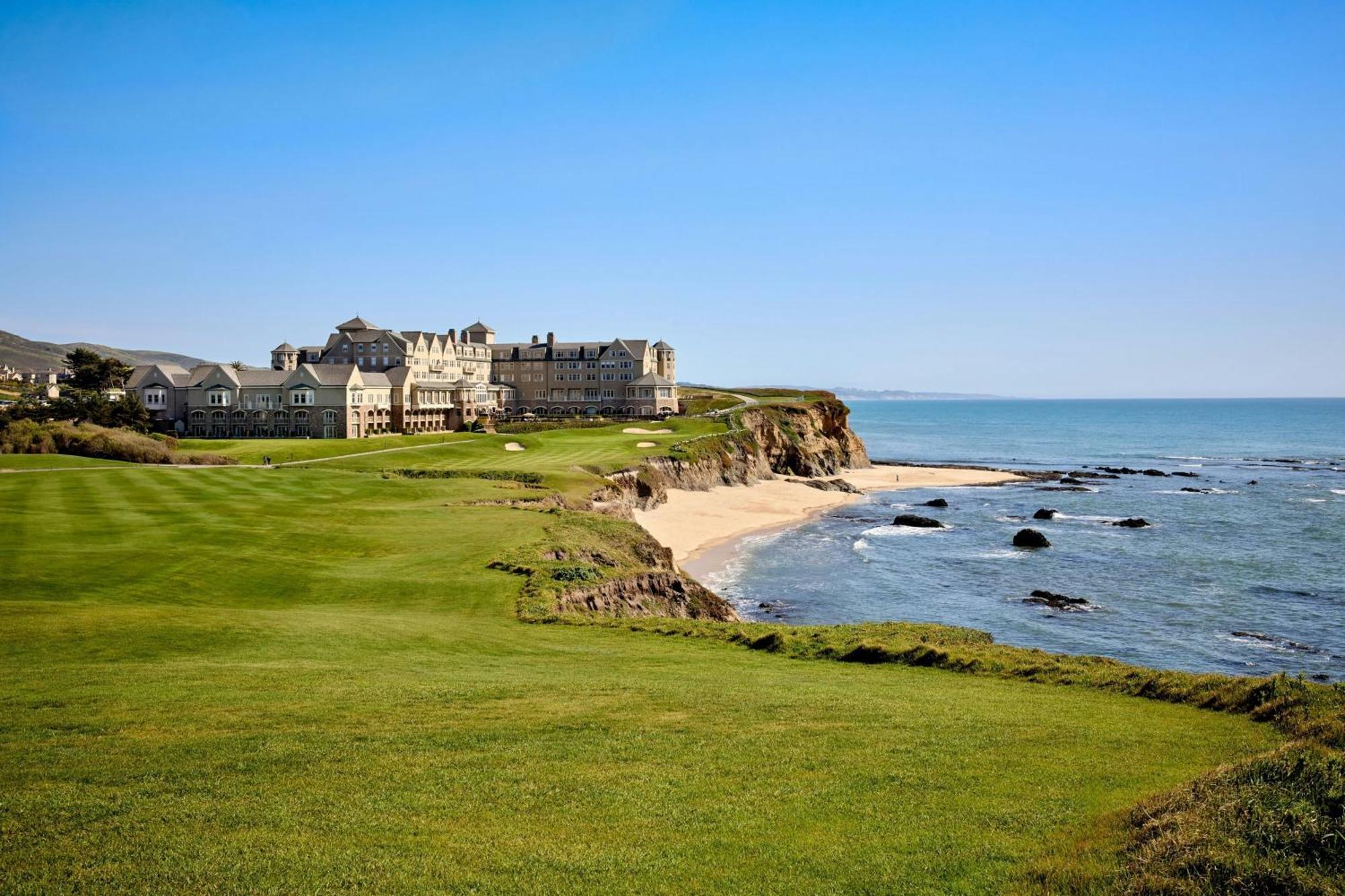 The Ritz-carlton, Hotel 5*
