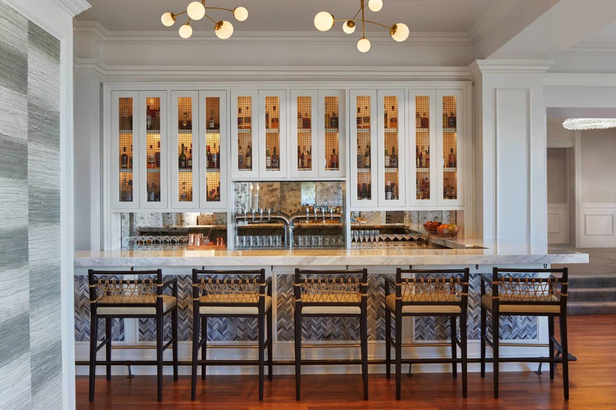 Hotel The Ritz-carlton, 5*