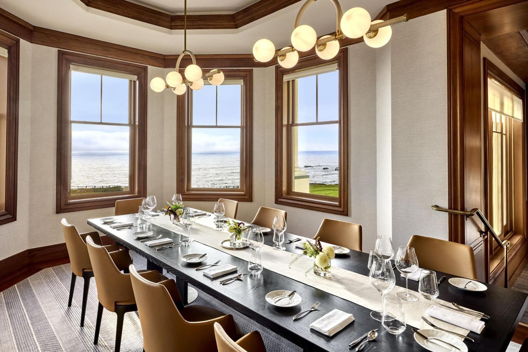 The Ritz-carlton,