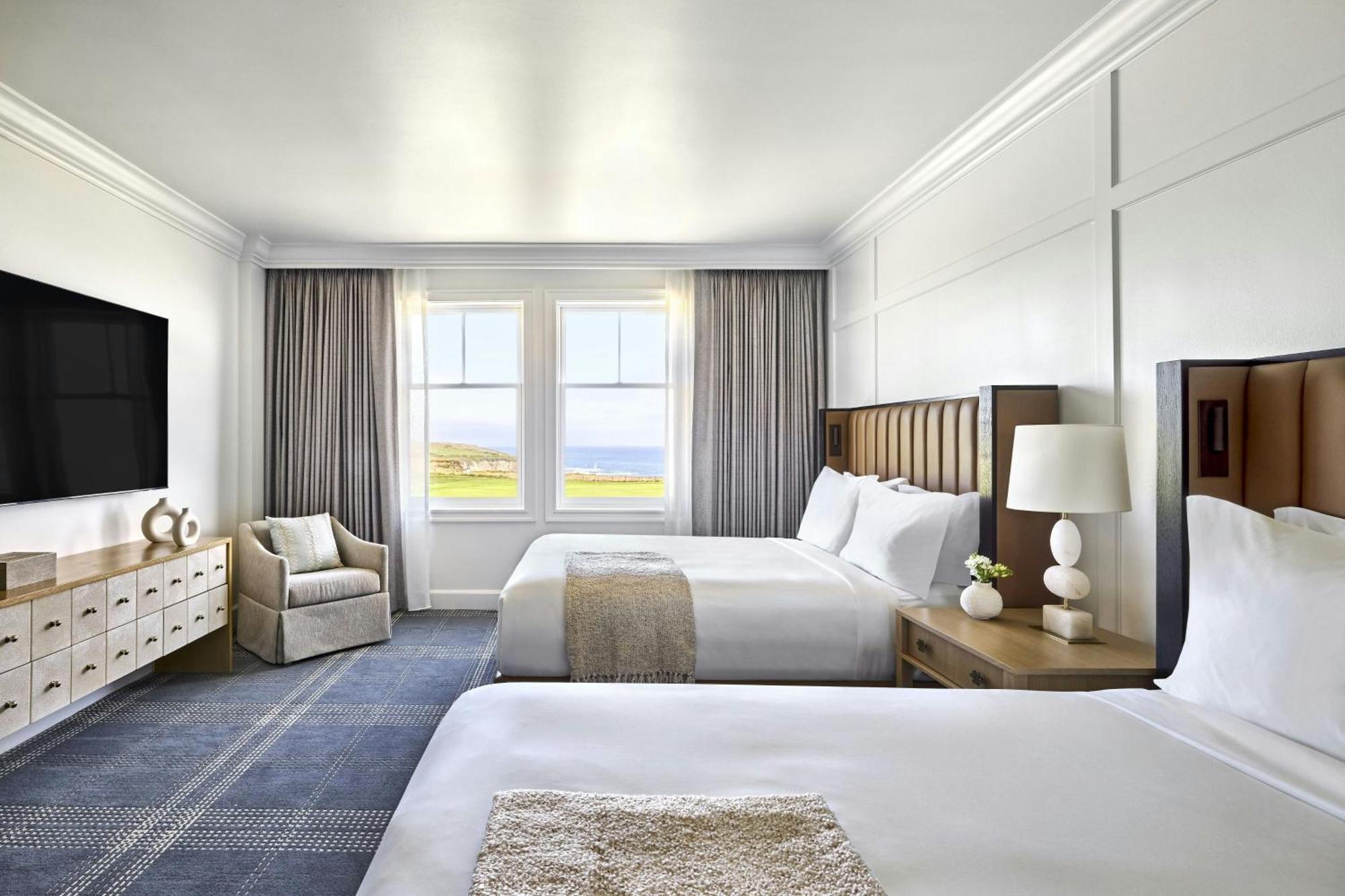 The Ritz-carlton,